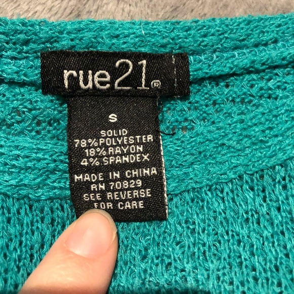 Rue 21 flowy knit tank top - Picture 2 of 3